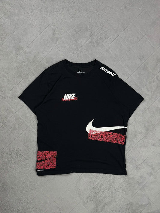 NIKE TEE